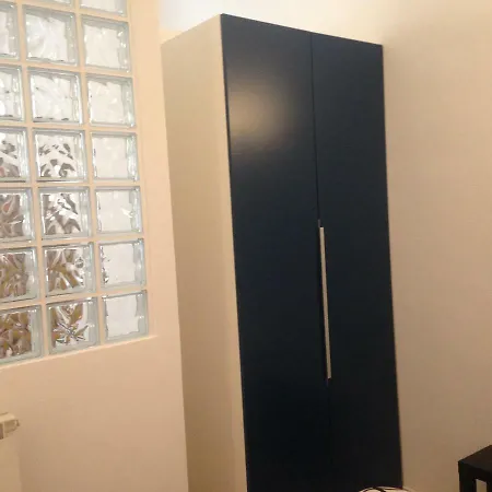 Airport Apartment